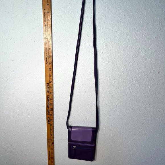 NWOT ILI Handbags NY Leather Organizer On a String Purple Phone & Card/ID Holder - Picture 6 of 6